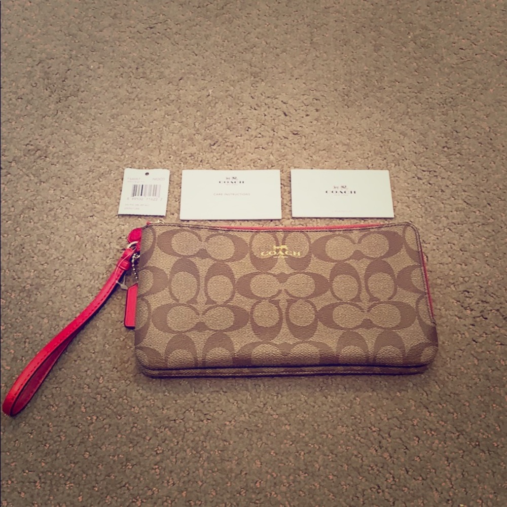 NWT Coach wristlet
